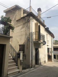 1 - Fara San Martino, Maison de ville