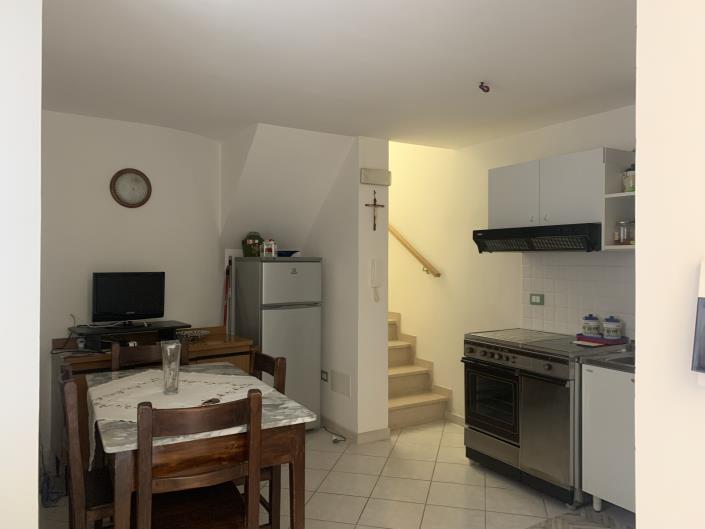 Image No.7-2 Bed Townhouse for sale