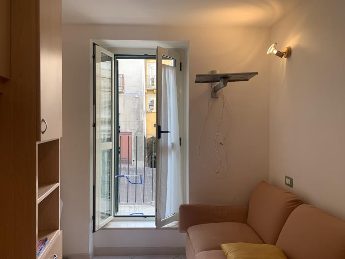 Image No.12-2 Bed Townhouse for sale