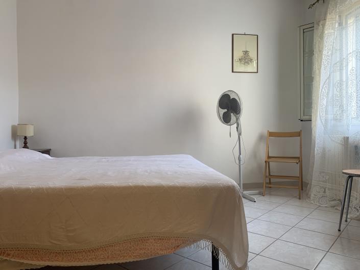 Image No.25-2 Bed Townhouse for sale