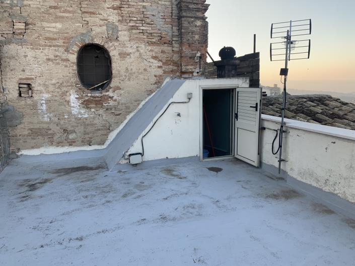 Image No.49-2 Bed Townhouse for sale