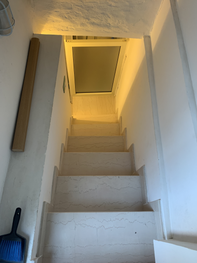 Image No.31-2 Bed Townhouse for sale