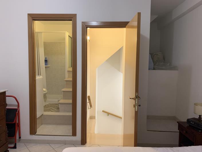 Image No.27-2 Bed Townhouse for sale