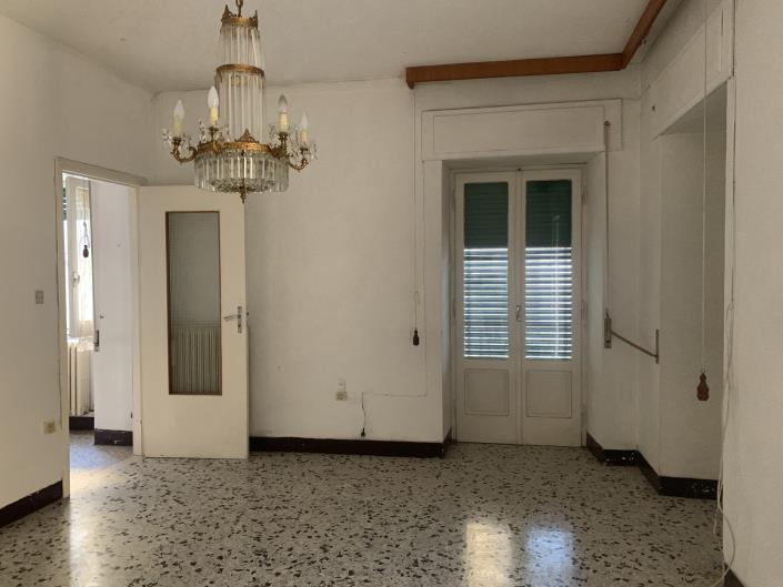 Image No.10-4 Bed Townhouse for sale