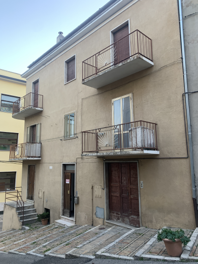 Image No.44-4 Bed Townhouse for sale