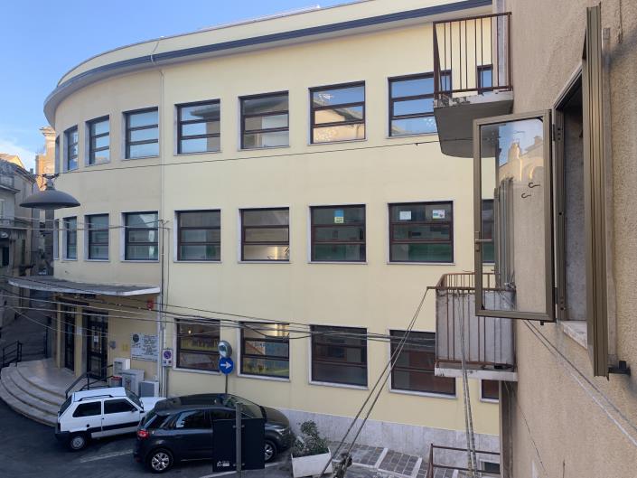 Image No.24-4 Bed Townhouse for sale