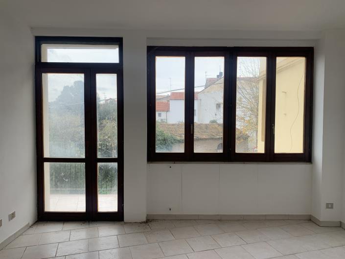 Image No.23-5 Bed Property for sale