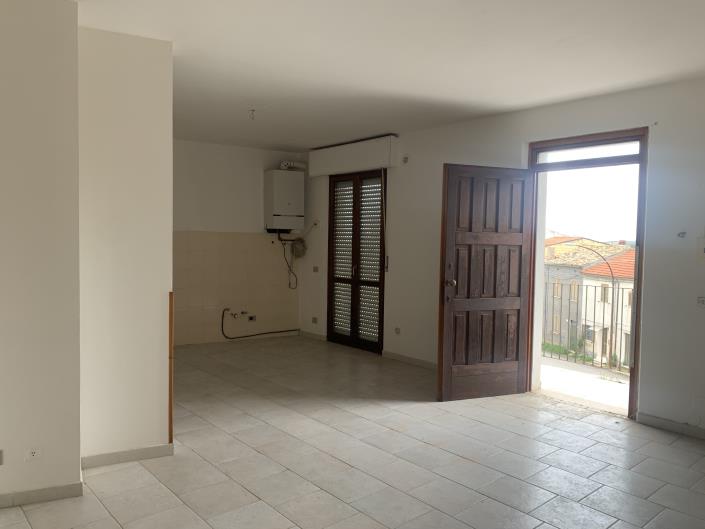 Image No.8-5 Bed Property for sale