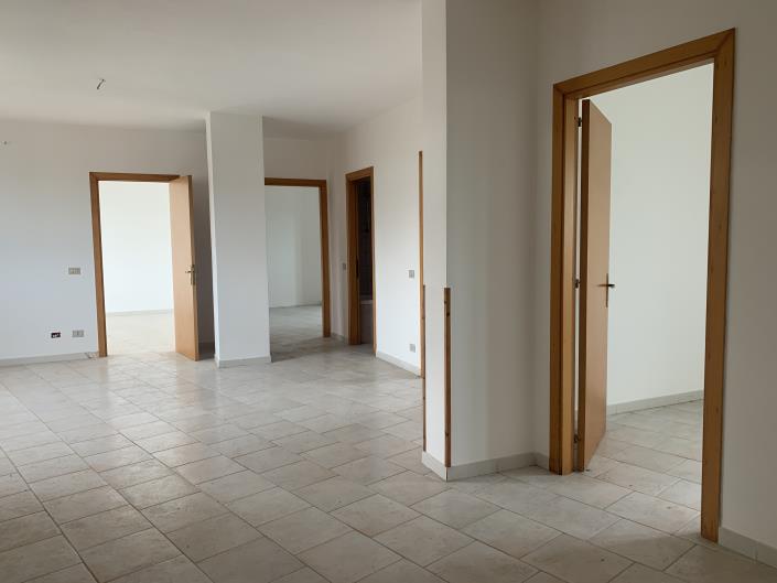 Image No.29-5 Bed Property for sale