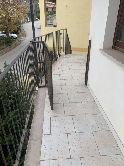 Image No.51-5 Bed Property for sale