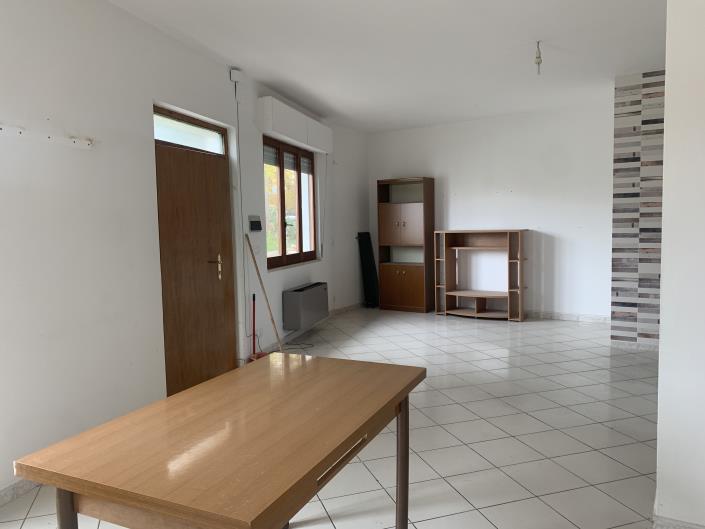 Image No.41-5 Bed Property for sale