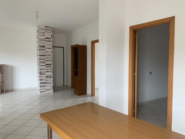 Image No.46-5 Bed Property for sale