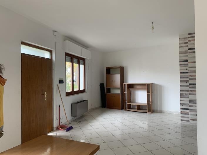 Image No.48-5 Bed Property for sale