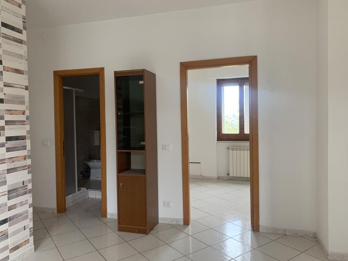 Image No.49-5 Bed Property for sale