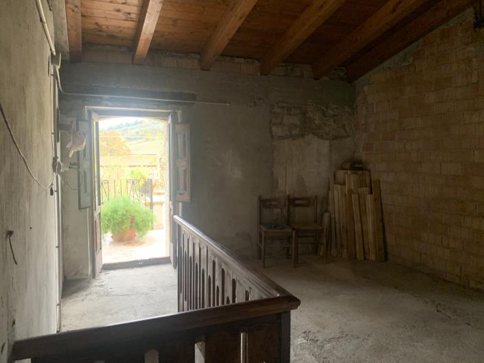 Image No.20-5 Bed Country Property for sale