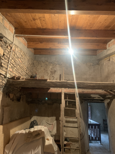 Image No.31-5 Bed Country Property for sale