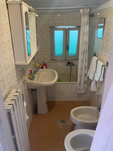 Image No.27-4 Bed Townhouse for sale