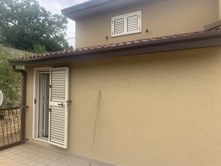 Image No.21-3 Bed Country Property for sale