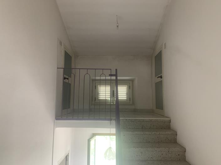 Image No.25-3 Bed Country Property for sale