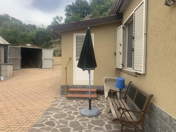 Image No.31-3 Bed Country Property for sale