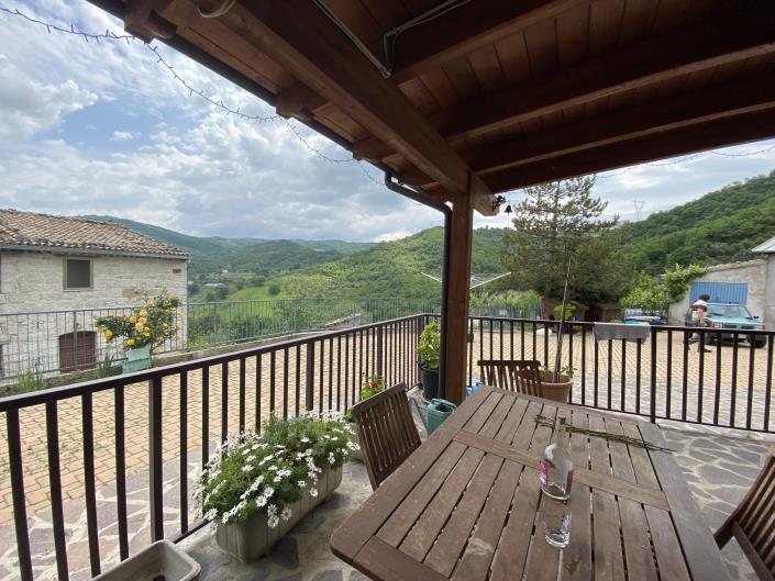 Image No.8-3 Bed Country Property for sale