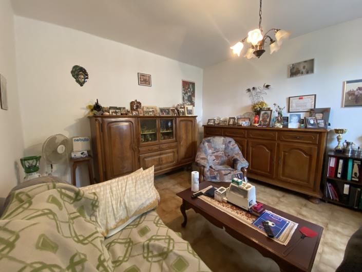 Image No.10-3 Bed Country Property for sale