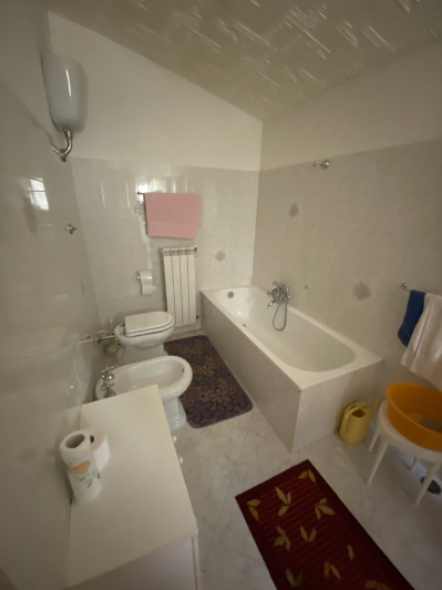 Image No.34-3 Bed Country Property for sale