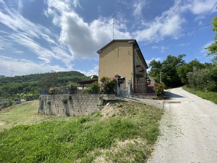 Image No.48-3 Bed Country Property for sale