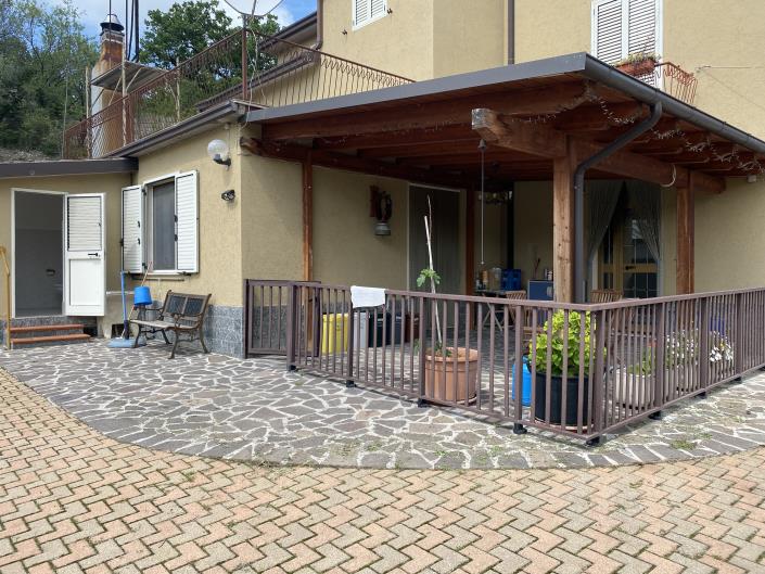 Image No.53-3 Bed Country Property for sale