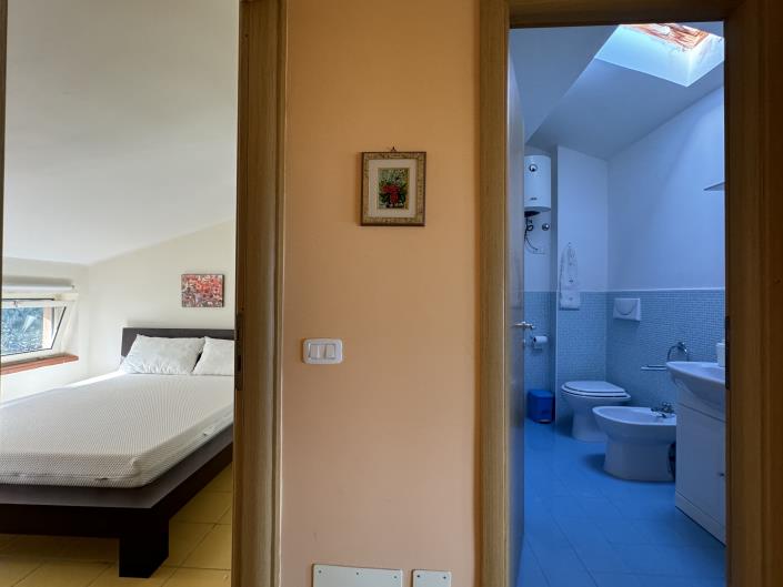 Image No.24-2 Bed Apartment for sale