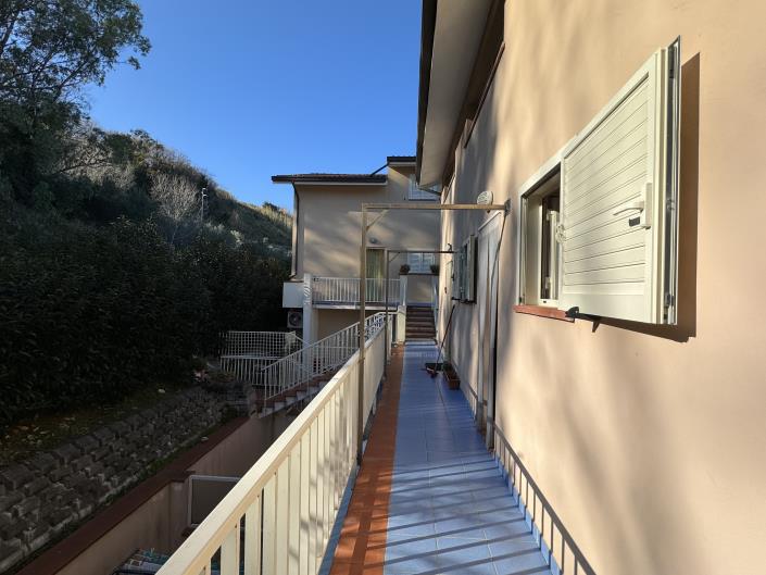 Image No.37-2 Bed Apartment for sale