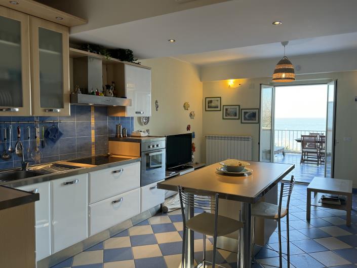 Image No.31-2 Bed Apartment for sale