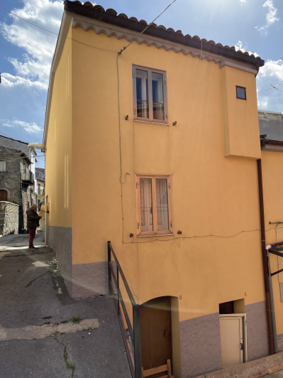 Image No.5-Maison de village de 2 chambres à vendre à Montazzoli