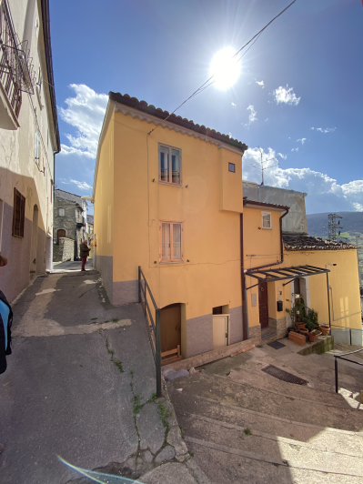 Image No.29-Maison de village de 2 chambres à vendre à Montazzoli
