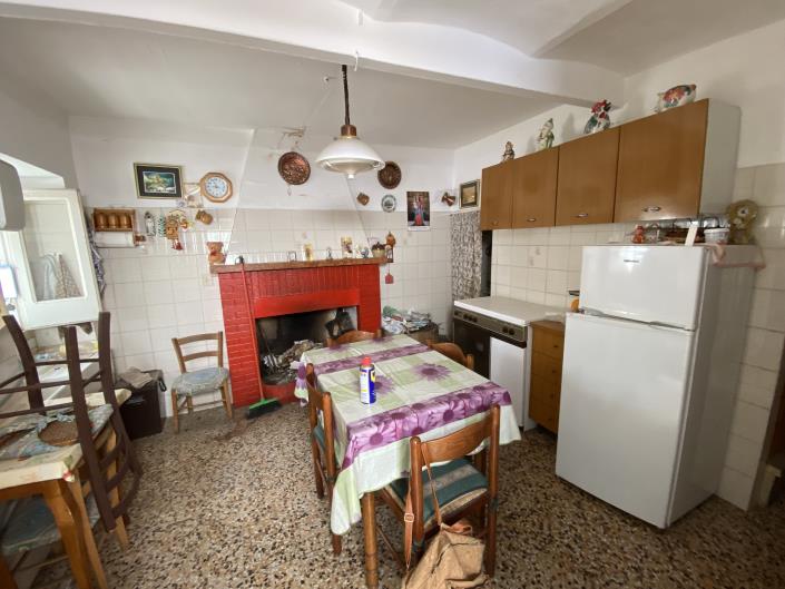 Image No.8-Maison de village de 2 chambres à vendre à Montazzoli