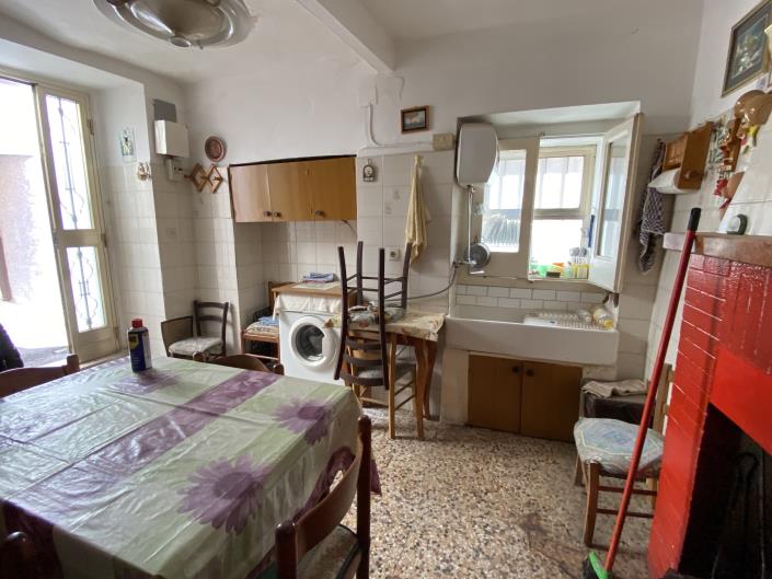 Image No.20-Maison de village de 2 chambres à vendre à Montazzoli