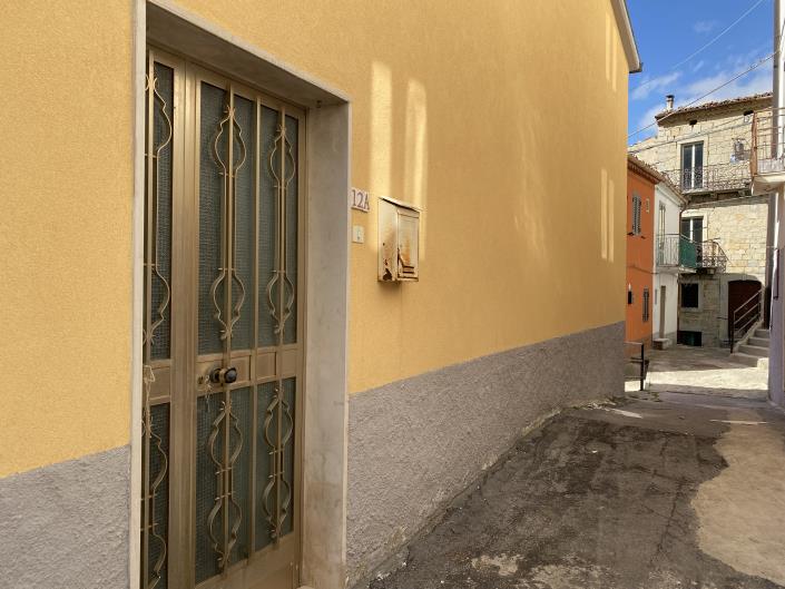 Image No.27-Maison de village de 2 chambres à vendre à Montazzoli