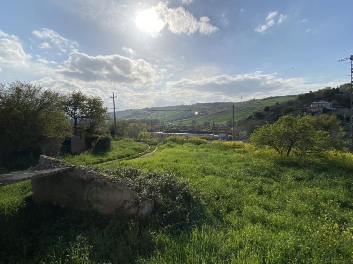 Image No.24-4 Bed Country House for sale