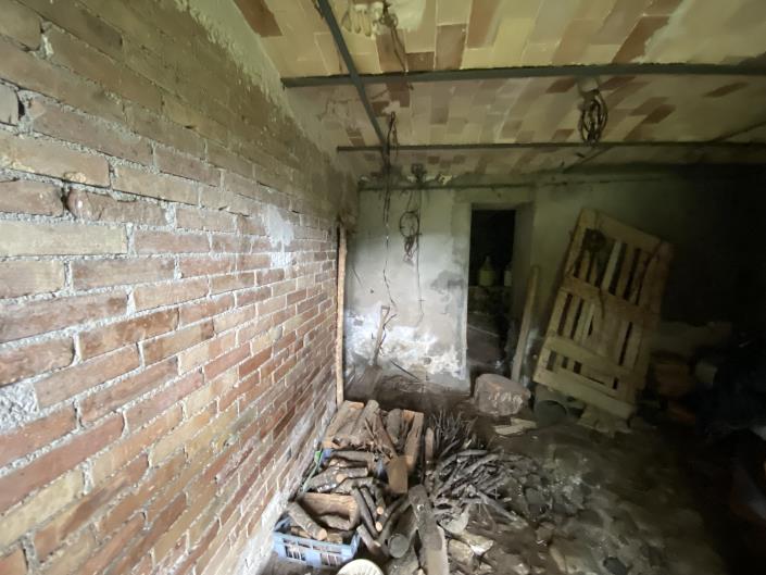 Image No.24-3 Bed Country Property for sale