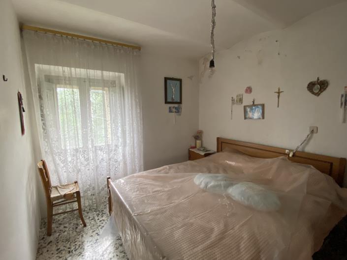 Image No.7-3 Bed Country Property for sale