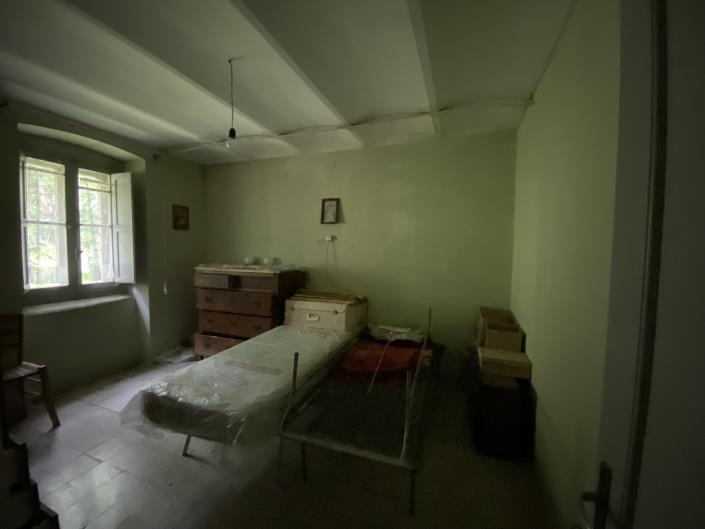 Image No.11-3 Bed Country Property for sale