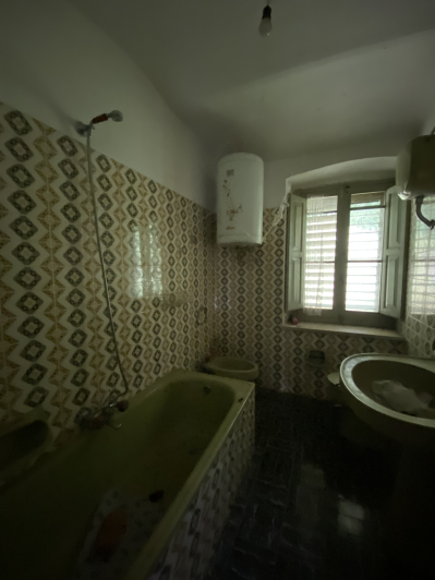 Image No.19-3 Bed Country Property for sale