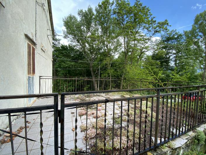 Image No.39-3 Bed Country Property for sale