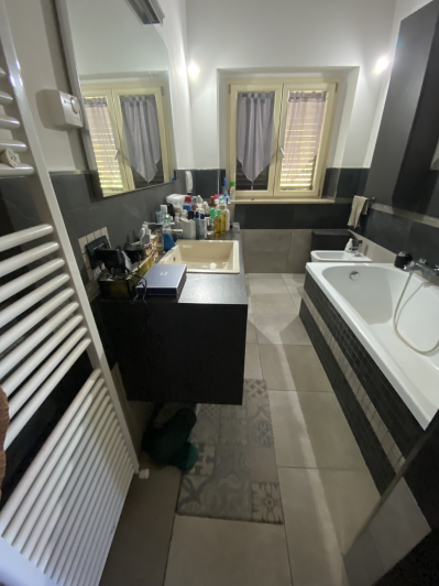 Image No.12-2 Bed House for sale