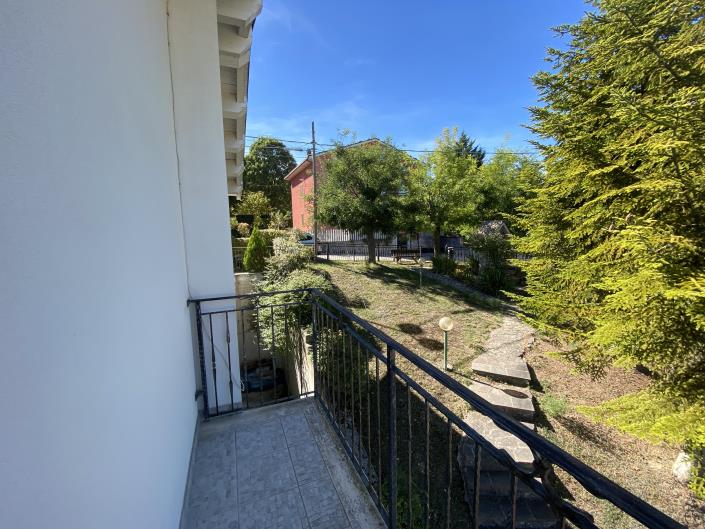 Image No.17-2 Bed House for sale