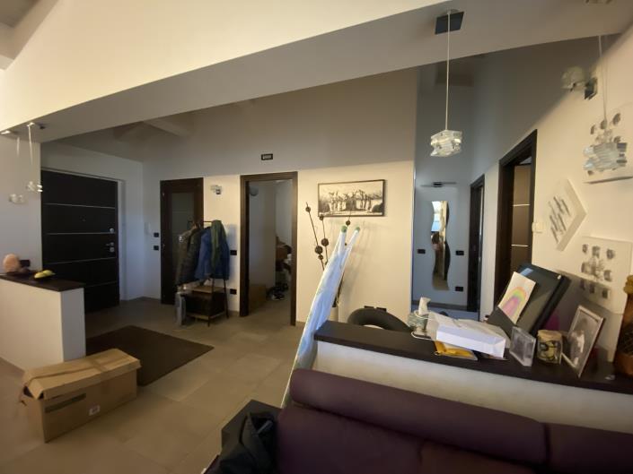 Image No.23-2 Bed House for sale