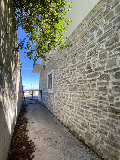 Image No.42-2 Bed House for sale