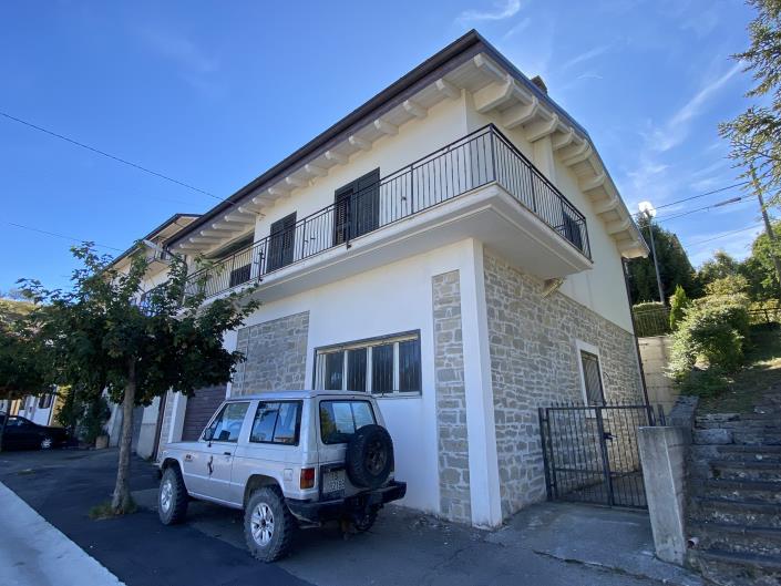 Image No.3-2 Bed House for sale