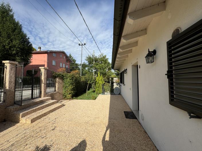 Image No.50-2 Bed House for sale