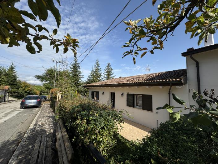 Image No.53-2 Bed House for sale